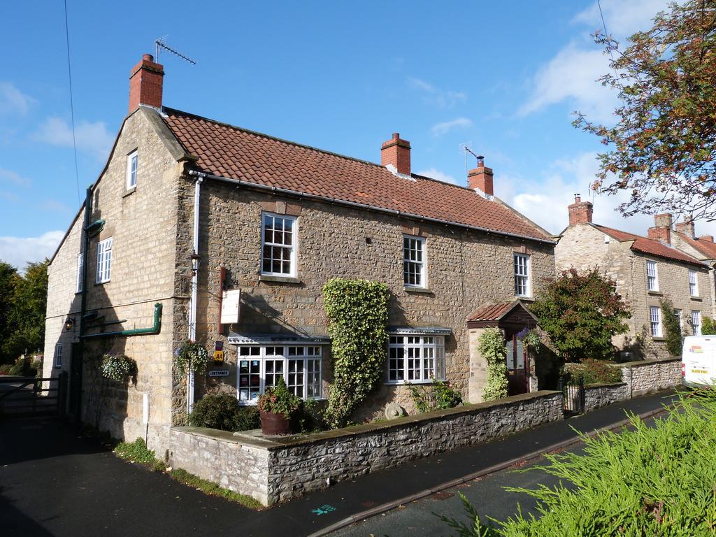 Plumpton Court Hotel Nawton Екстериор снимка